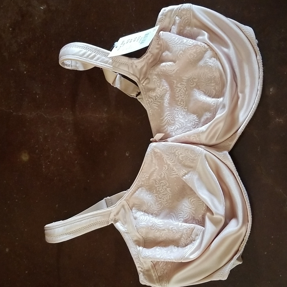 Amoena Nina 2242 mastectomy bra with underwire 42G